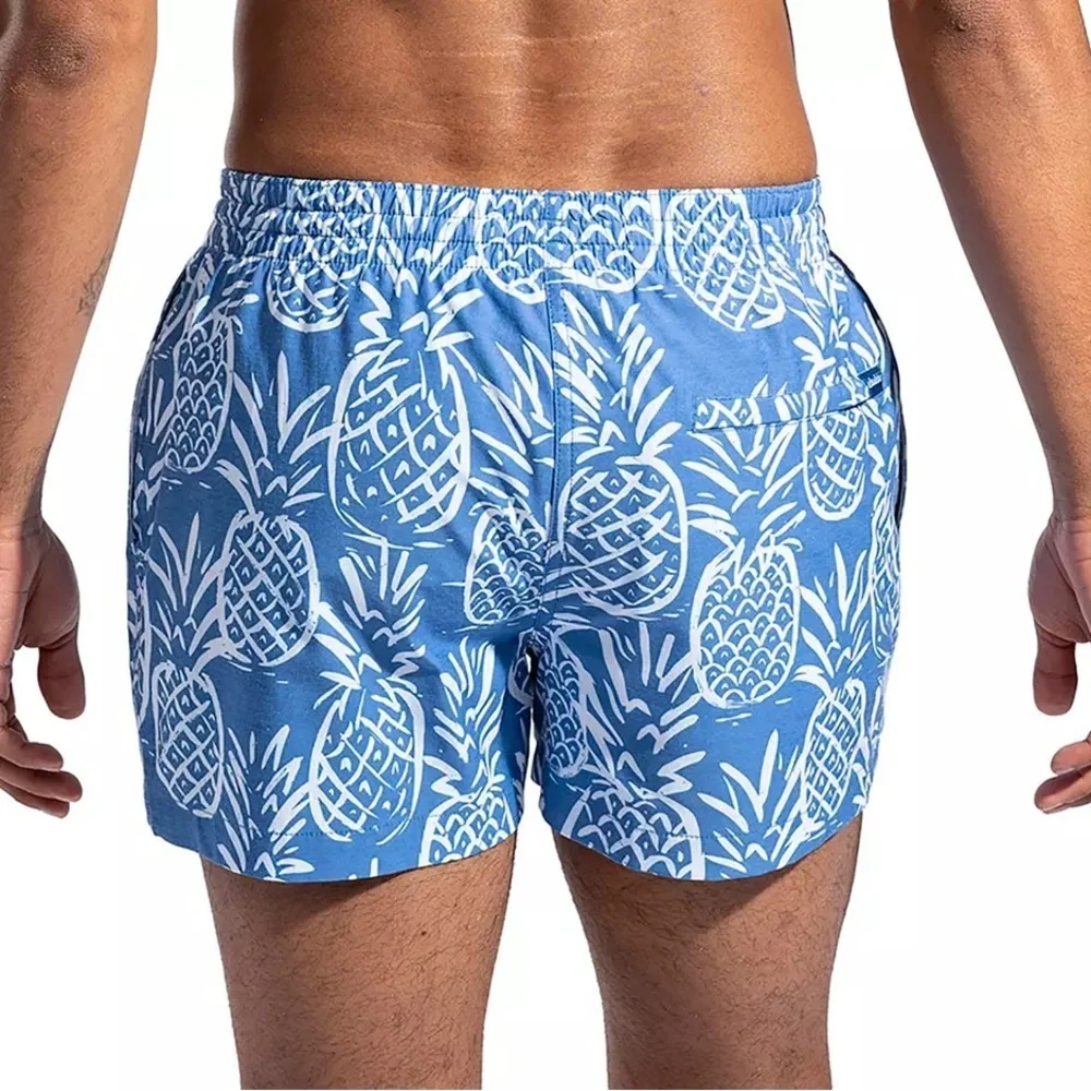 Chubbies The Thigh-Napples 5.5” Swim Trunks Pineapple Print Blue White Size L